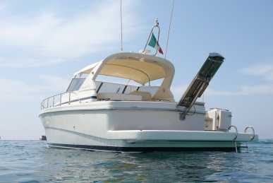 Photo: Sells Boat CANTIERI NAUTICI TIRRENO - CAYMAN 40 W.A.