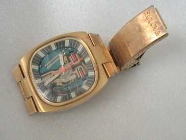 Photo: Sells Watch Men - BULOVA - ACCUTRON