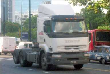 Photo: Sells Truck and utility RENAULT - PREMIUM