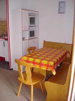Photo: Rents 1 bedroom apartment 25 m2 (269 ft2)