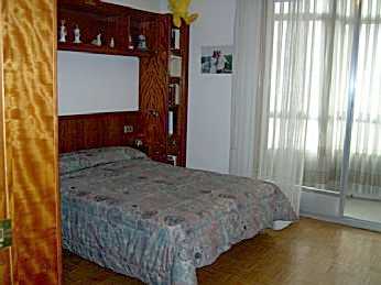 Photo: Rents 3 bedrooms apartment 155 m2 (1,668 ft2)