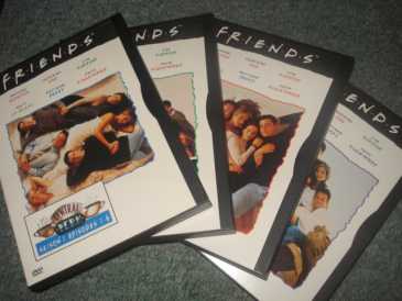Photo: Sells 4 DVDs TV - Comedy - FRIENDS SAISON 1 - KEVIN BRIGHT