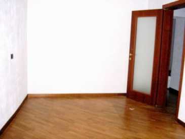 Photo: Rents 2 bedrooms apartment 67 m2 (721 ft2)