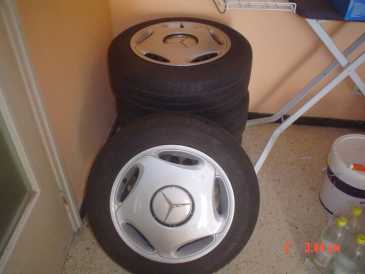 Photo: Sells Part and accessory MERCEDES BENZ - 205/60/16
