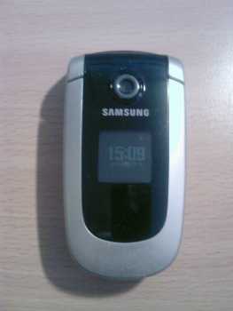 Photo: Sells Cell phone SAMSUNG - X660