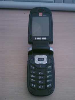 Photo: Sells Cell phone SAMSUNG - X660