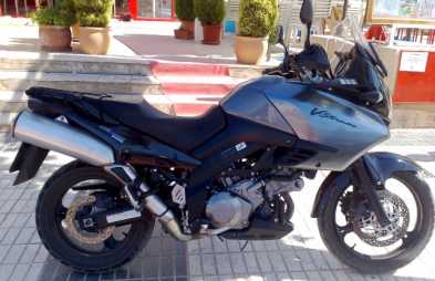 Photo: Sells Motorbike 1000 cc - SUZUKI - DL1000 V-STROM