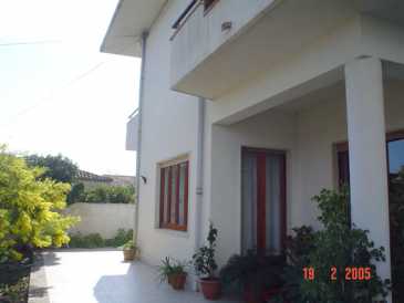 Photo: Rents 2 bedrooms apartment 70 m2 (753 ft2)