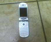 Photo: Sells Cell phone LG 3 - LG U8130