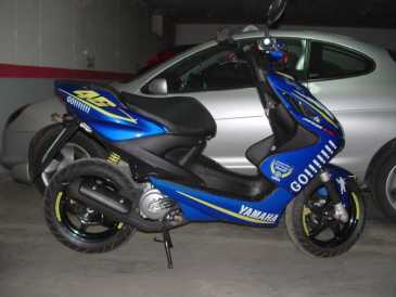 Photo: Sells Motorbike 50 cc - YAMAHA - AEROX