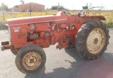 Photo: Sells Agricultural vehicle FORD