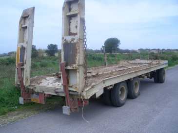 Photo: Sells Truck and utility BERTOJA - PIANO DRITTO CON RAMPE
