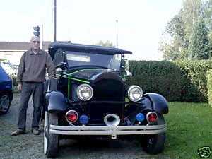 Photo: Sells Convertible WILLYS - TOURING 66A