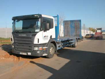 Photo: Sells Truck and utility SCANIA - P230