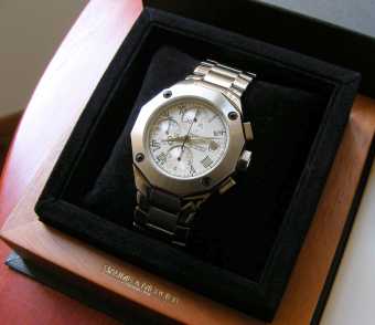 Photo: Sells Chronograph watch Men - BAUME MERCIER - RIVIERA XXL