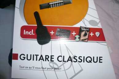 Photo: Sells 5 Guitars PAS DE MARQUE - PACK GUITARE