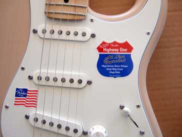 Photo: Sells Guitar FENDER - STRATOCASTER USA HIGHWAY ONE