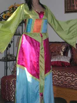 Photo: Sells Clothing Women - SONIACAFTAN - 2009