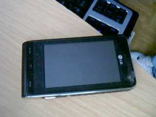 Photo: Sells Cell phone LG - KU990