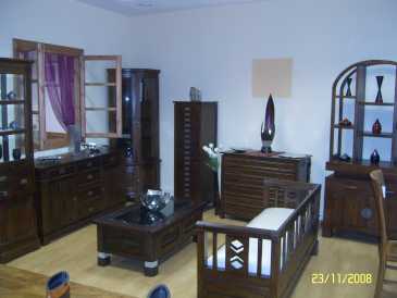Photo: Sells Furniture DE TECA BARATO