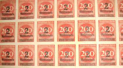 Photo: Sells 1000 Unuseds (mint)s stamps