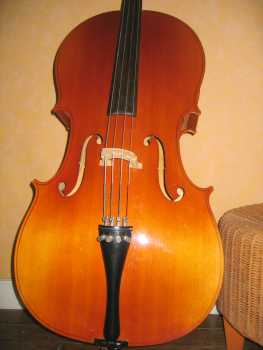 Photo: Sells Cello MARKNEUKIRCHEN