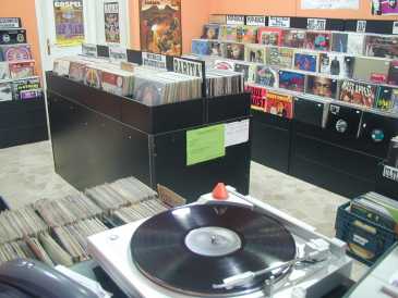 Photo: Sells Vinyl album 33 rpm