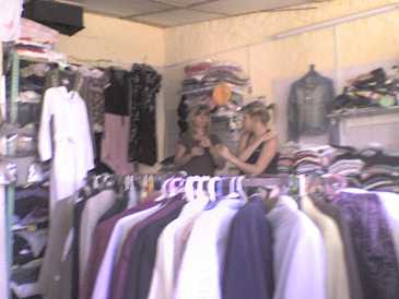 Photo: Sells Clothing TODAS LAS MARCAS