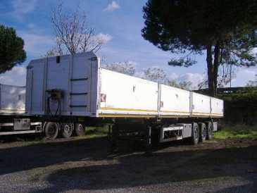 Photo: Sells Truck and utility BARTOLETTI- MIELE - F111EF/F1