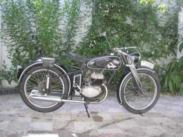Photo: Sells Motor bikes HARLEY DAVIDSON - 20-J