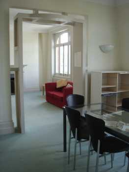 Photo: Rents 7+ bedrooms apartment 150 m2 (1,615 ft2)