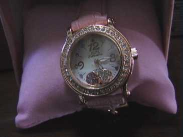 Photo: Sells Bracelet watch - with quartz Women - FASHION - QUARTS