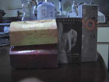 Photo: Sells Clothing and jewel Women - PERFUMS - NEW