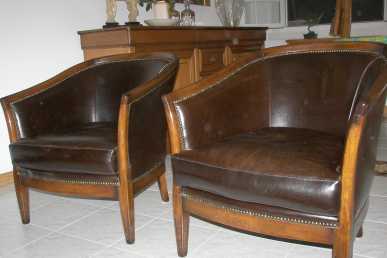 Photo: Sells 2 Armchairs LE FABLIER