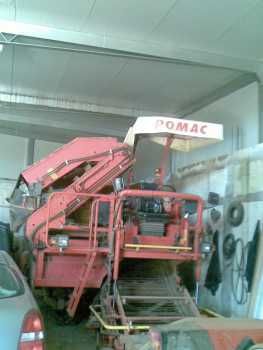 Photo: Sells Agricultural vehicle POMAC