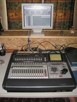 Photo: Sells Music instrument ROLAND - HOME STUDIO COMPLET