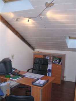 Photo: Rents Office 15 m2 (161 ft2)