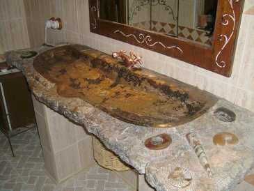 Photo: Sells Kitchen and cellar equipment MARBRE FOSSILISE