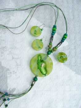 Photo: Sells Necklace Creation - Women - PINTADO A MANO