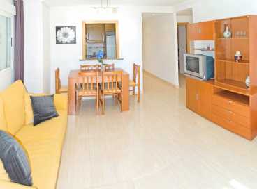 Photo: Rents 3 bedrooms apartment 72 m2 (775 ft2)