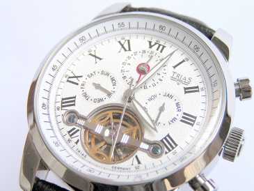 Photo: Sells Bracelet watch - mechanical Men - TRIAS - TRIAS
