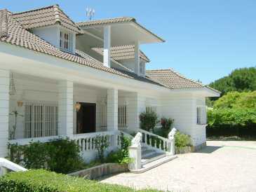 Photo: Rents Country cottage 350 m2 (3,767 ft2)