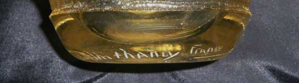 Photo: Sells Glass object VASE DAUM NANCY FRANCE GRAVE A L´ACIDE JAUNE - Vase