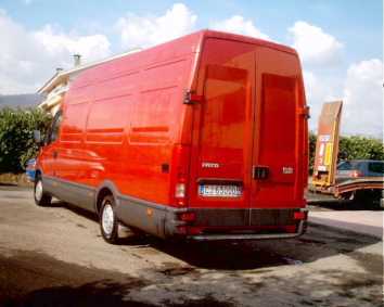 Photo: Sells Company car IVECO - DAILY 35 S 15