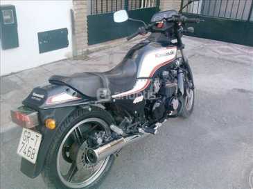 Photo: Sells Motorbike 400 cc - KAWASAKI