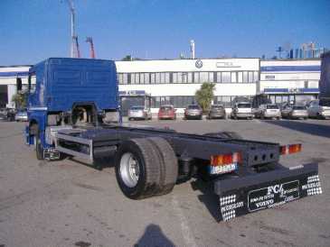 Photo: Sells Truck and utility M.BENZ ATEGO 1828 AUTOTELAIO - ATEGO 1828 TELAIO