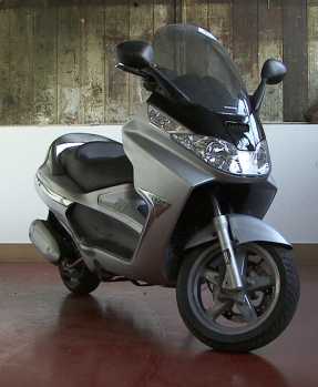 Photo: Sells Scooter 125 cc - PIAGGIO - X8 STREET