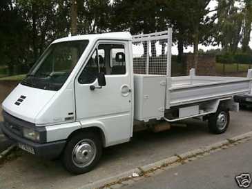 Photo: Sells Truck and utility RENAULT - MASTER T.35