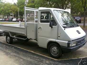 Photo: Sells Truck and utility RENAULT - MASTER T.35
