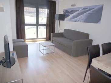 Photo: Rents 1 bedroom apartment 54 m2 (581 ft2)